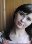 Знакомства в г. Санкт-Петербург: Elena, 24 - ищет Парня от 20  до 35