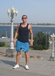 Знакомства в г. Санкт-Петербург: Кирилл, 23 - ищет Девушку от 19  до 22