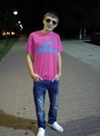 дмитрий из Джержинский ищет Девушку от 18  до 23